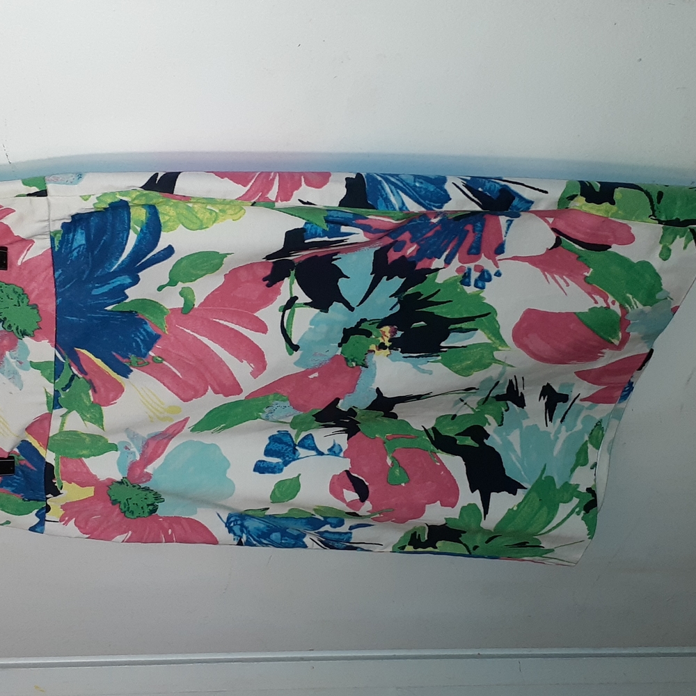 Ann Taylor EST 1954, size 2, pencil skirt, fully lined, 96% cotton & 4% spandex.
